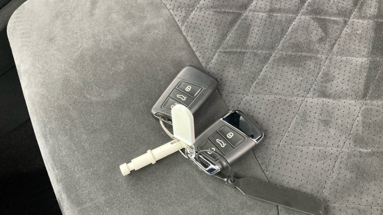 Skoda Kodiaq 2.0 TDI Sport Line 4x4 5dr DSG [7 Seat] Diesel Estate